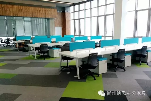 草莓视频官网在线观看家具空间