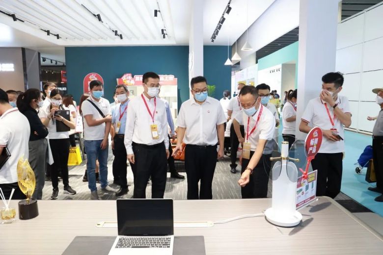 草莓视频官网在线观看商用家具